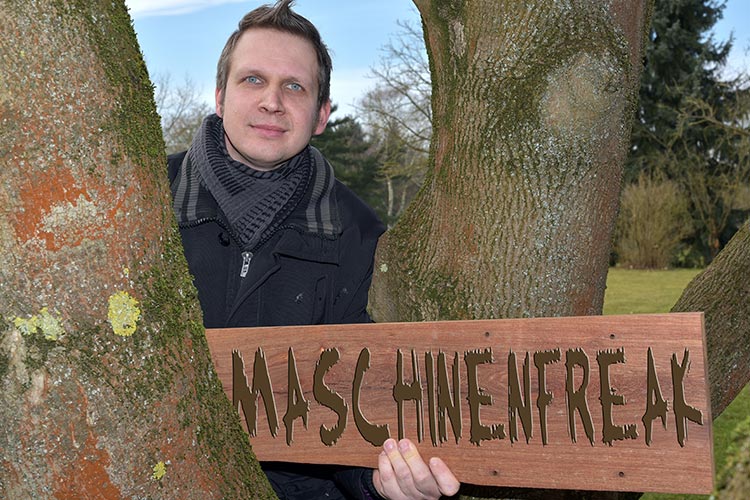 Christian Behrens, Maschinenfreak
